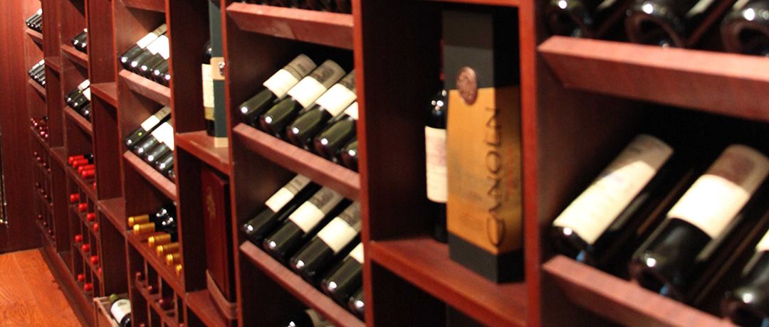 某貿易商紅酒貨物進口展示